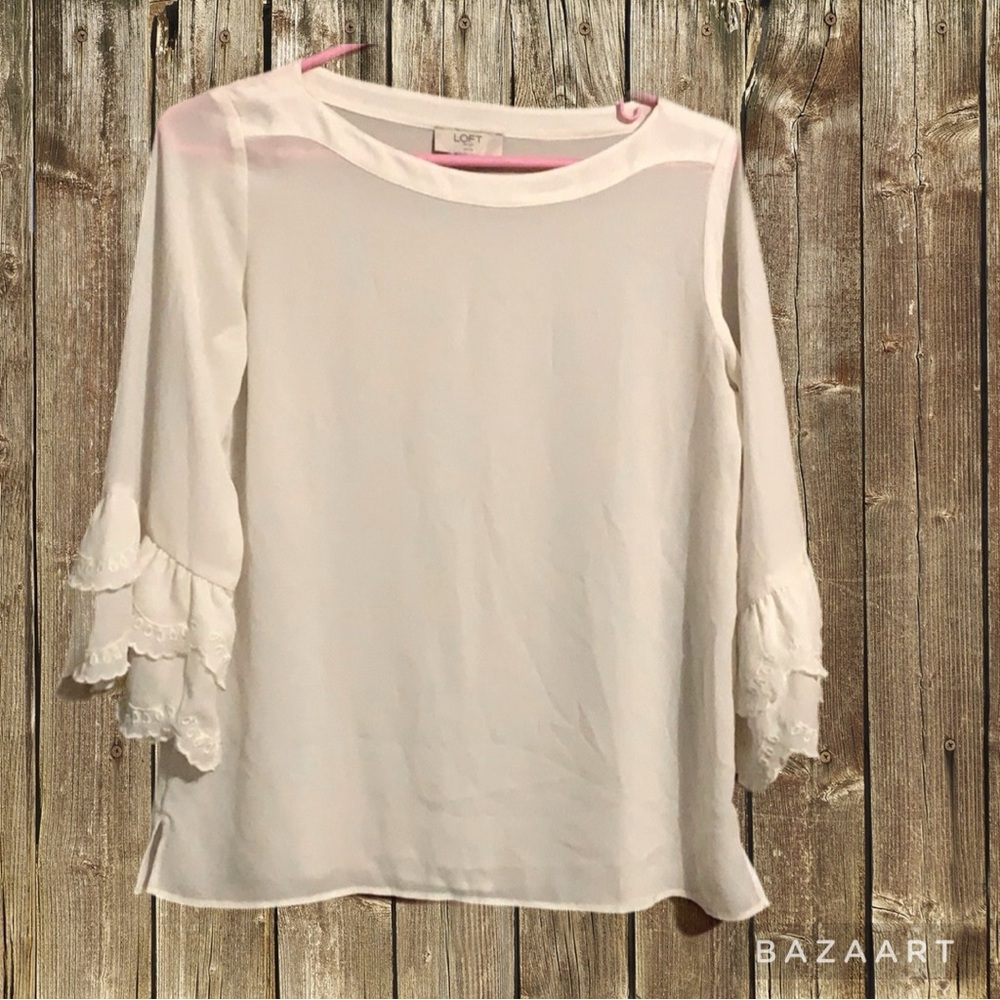 Loft Outlet White 3/4 Blouse w/cute arm detail